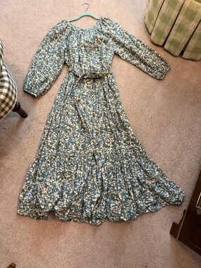 Mirth Caftans Moss Green FloralMaxi Dress with tie Size Large